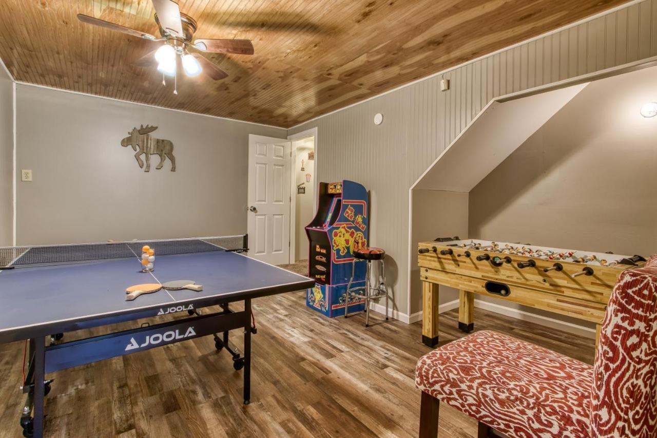Fun & Games By Honeybearcabins 2Br/1Ba Sleeps 7 Сев'єрвілл Екстер'єр фото