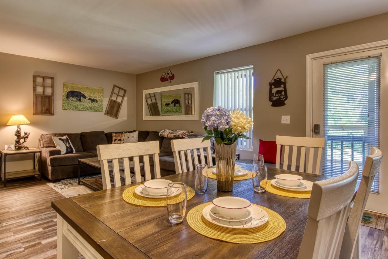 Fun & Games By Honeybearcabins 2Br/1Ba Sleeps 7 Сев'єрвілл Екстер'єр фото